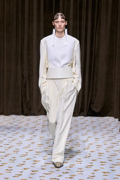 Look 20